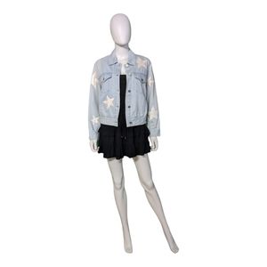 Le Lis Collection Star Patch All Around Denim Jacket Light Denim White S…